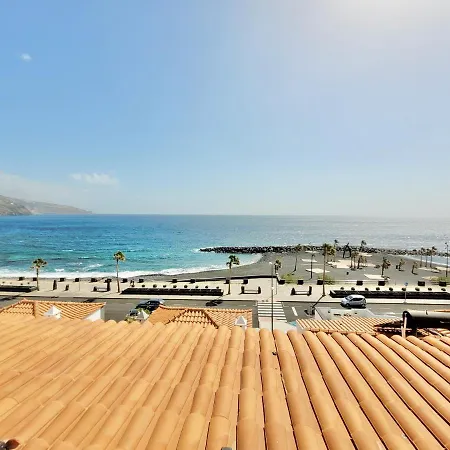 Playa Arena * Araya